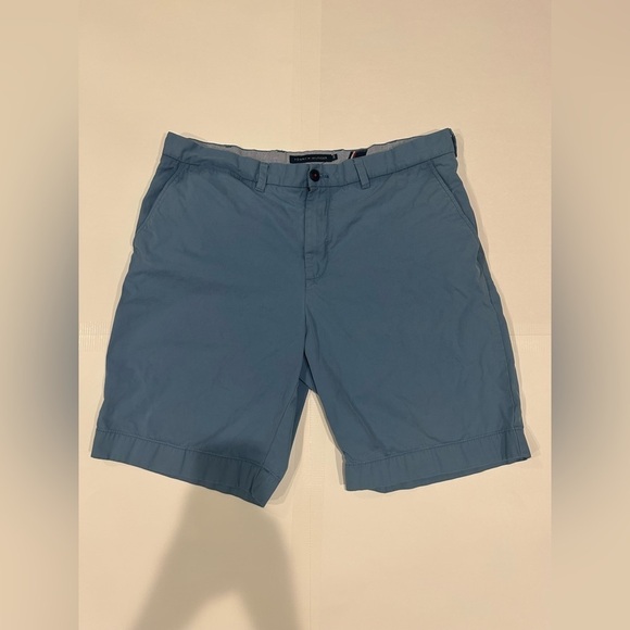 Tommy Hilfiger Classic Fit Shorts Men’s 38 Blue - Picture 1 of 8